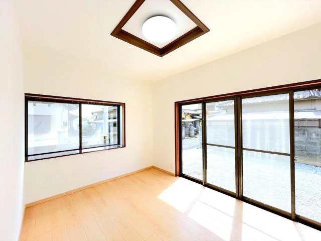 View 10