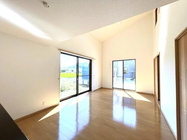 View 8