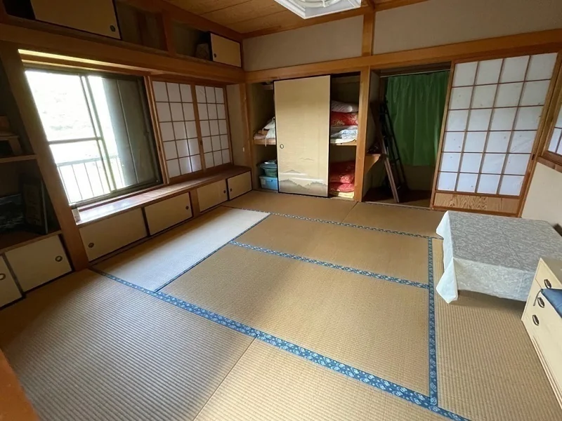 View 12