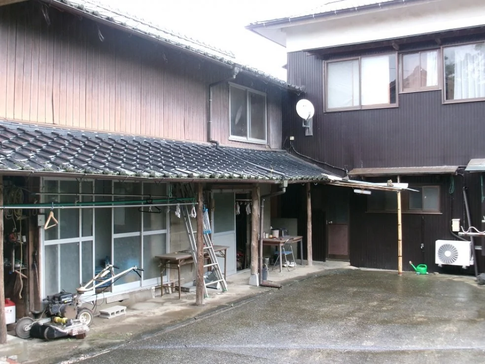 View 2