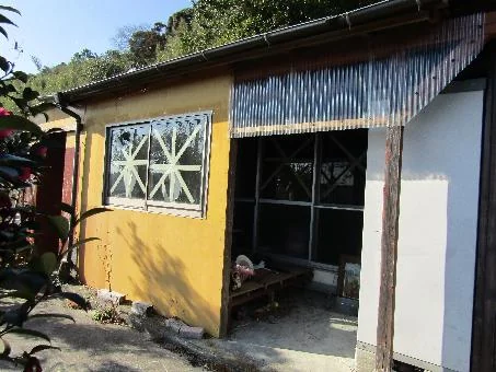 View 12