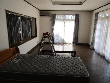 View 8