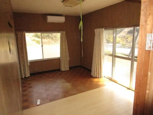 View 8