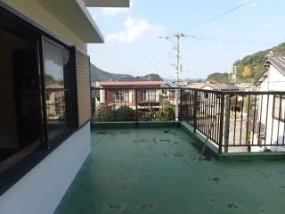 View 32