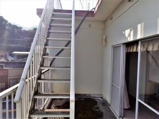 View 25