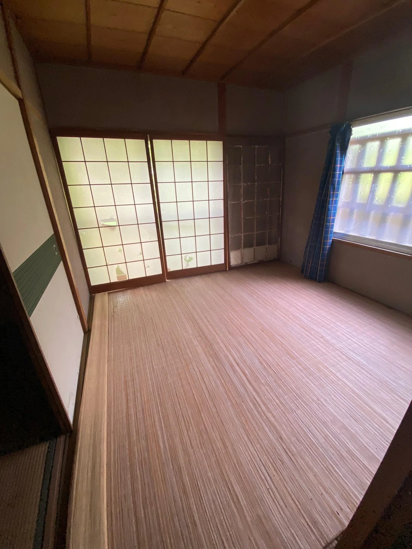 View 16