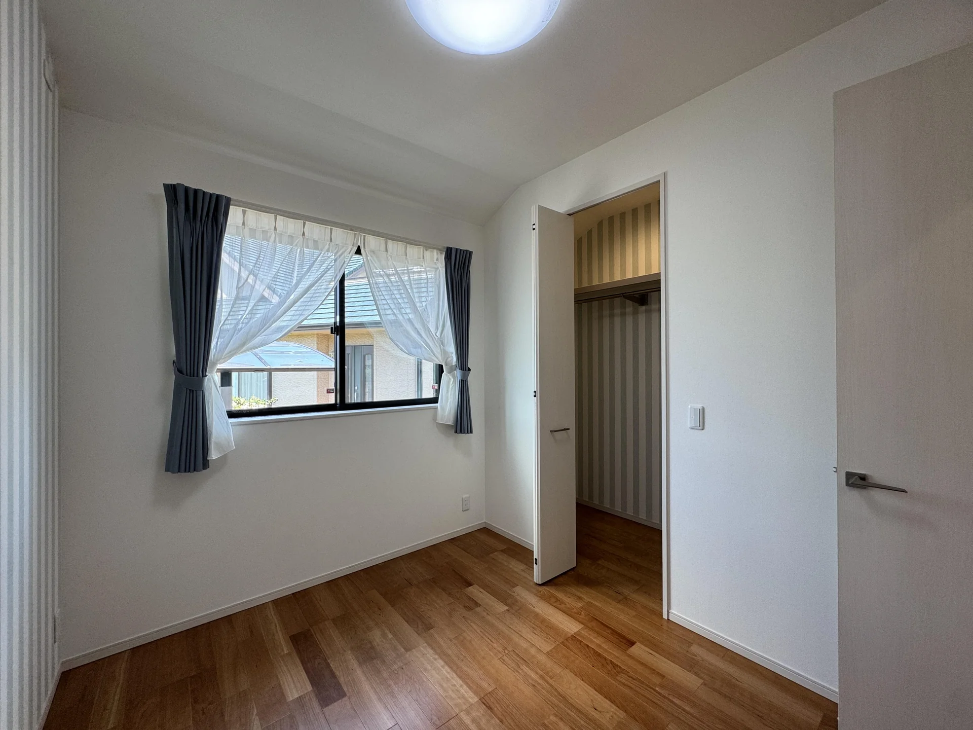 View 23