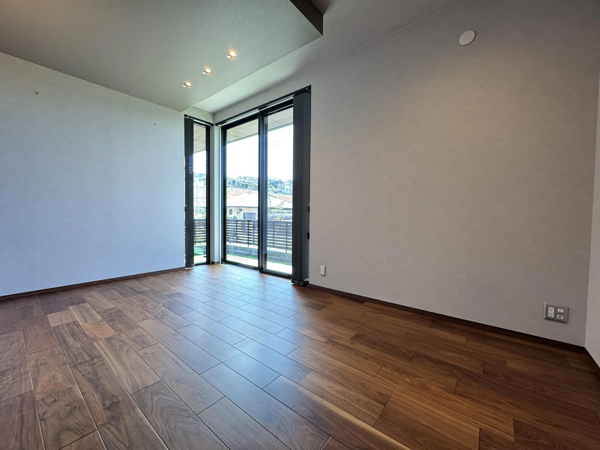 View 28