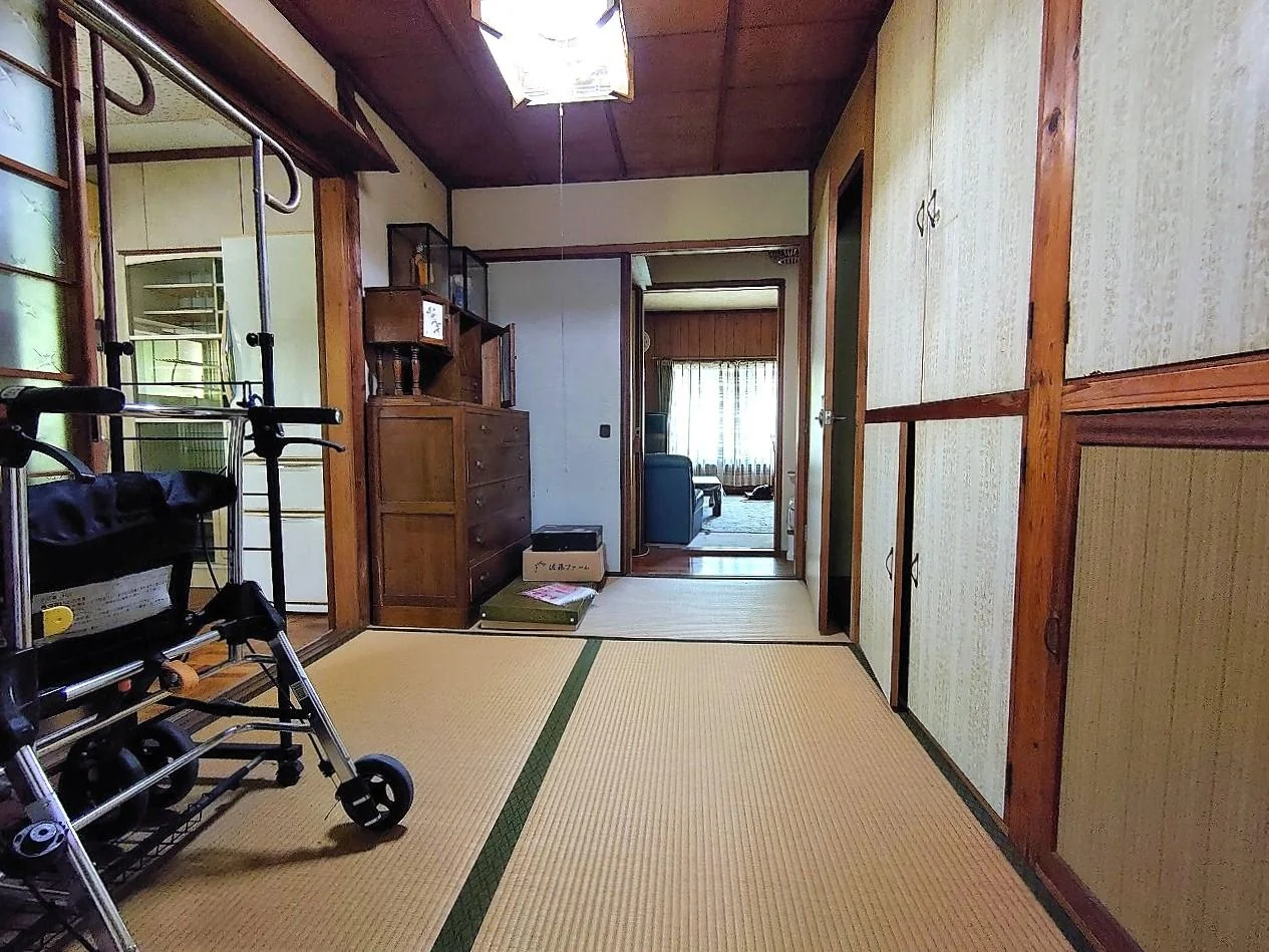 View 12