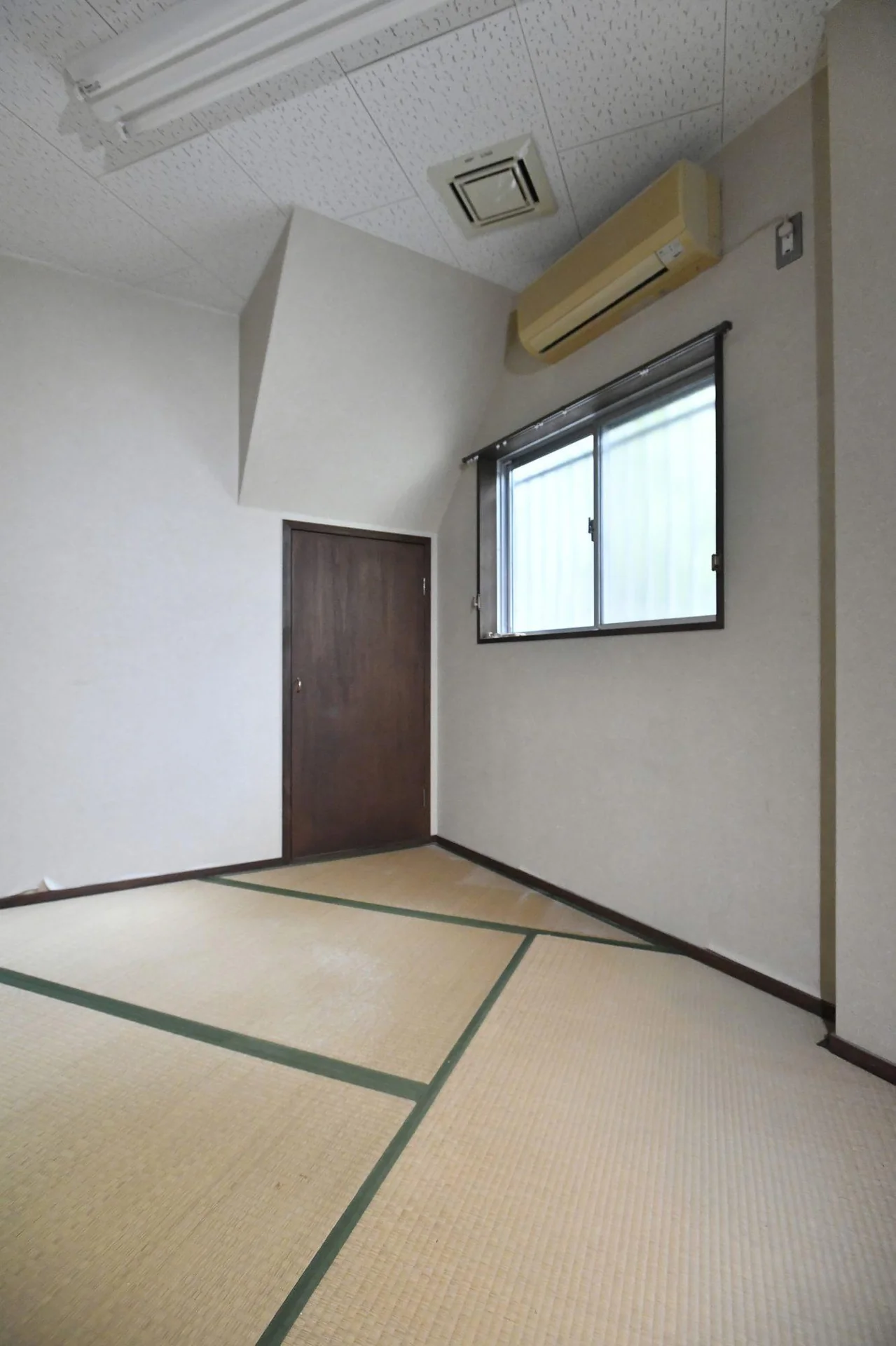 View 16