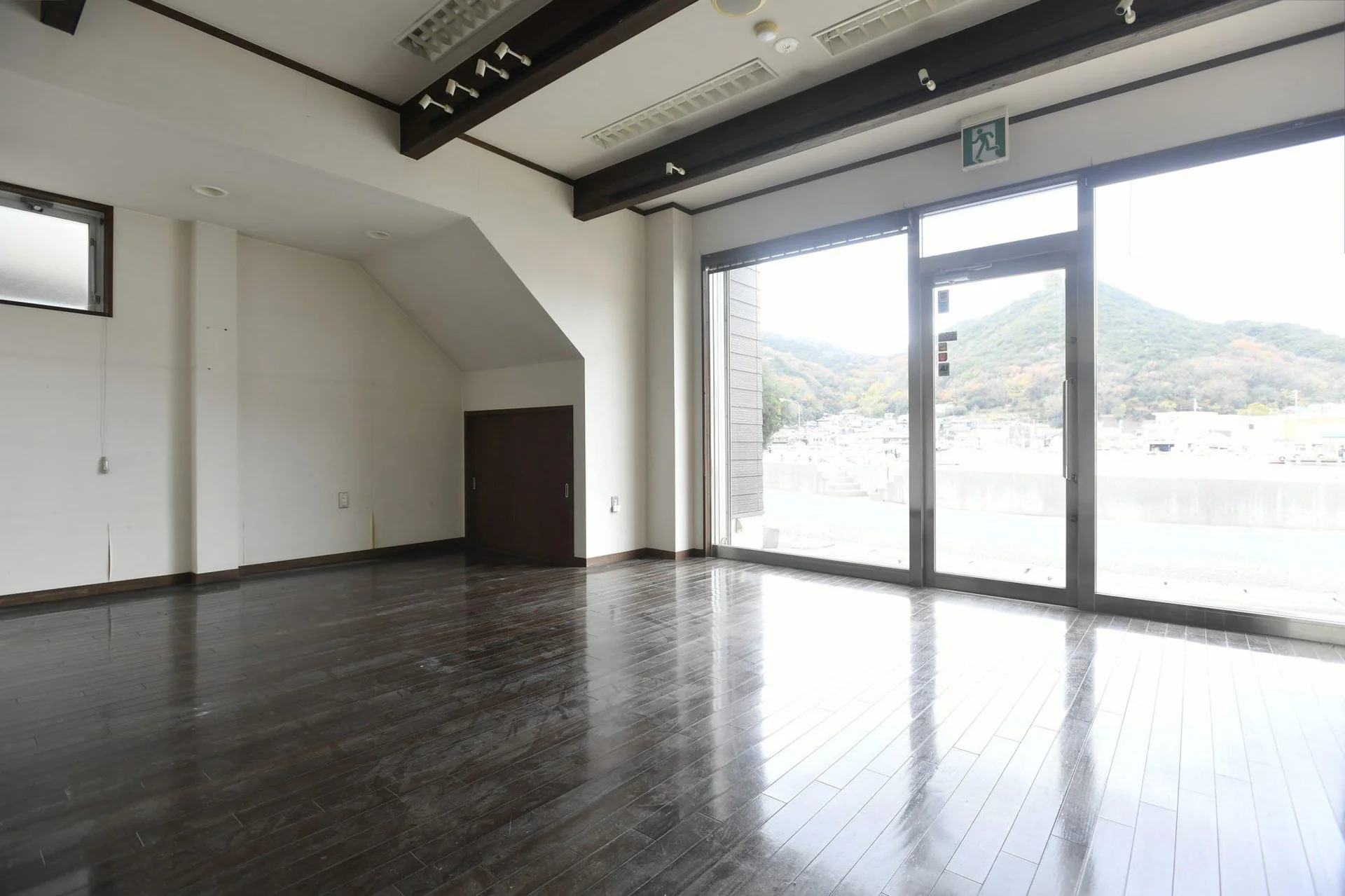 View 18