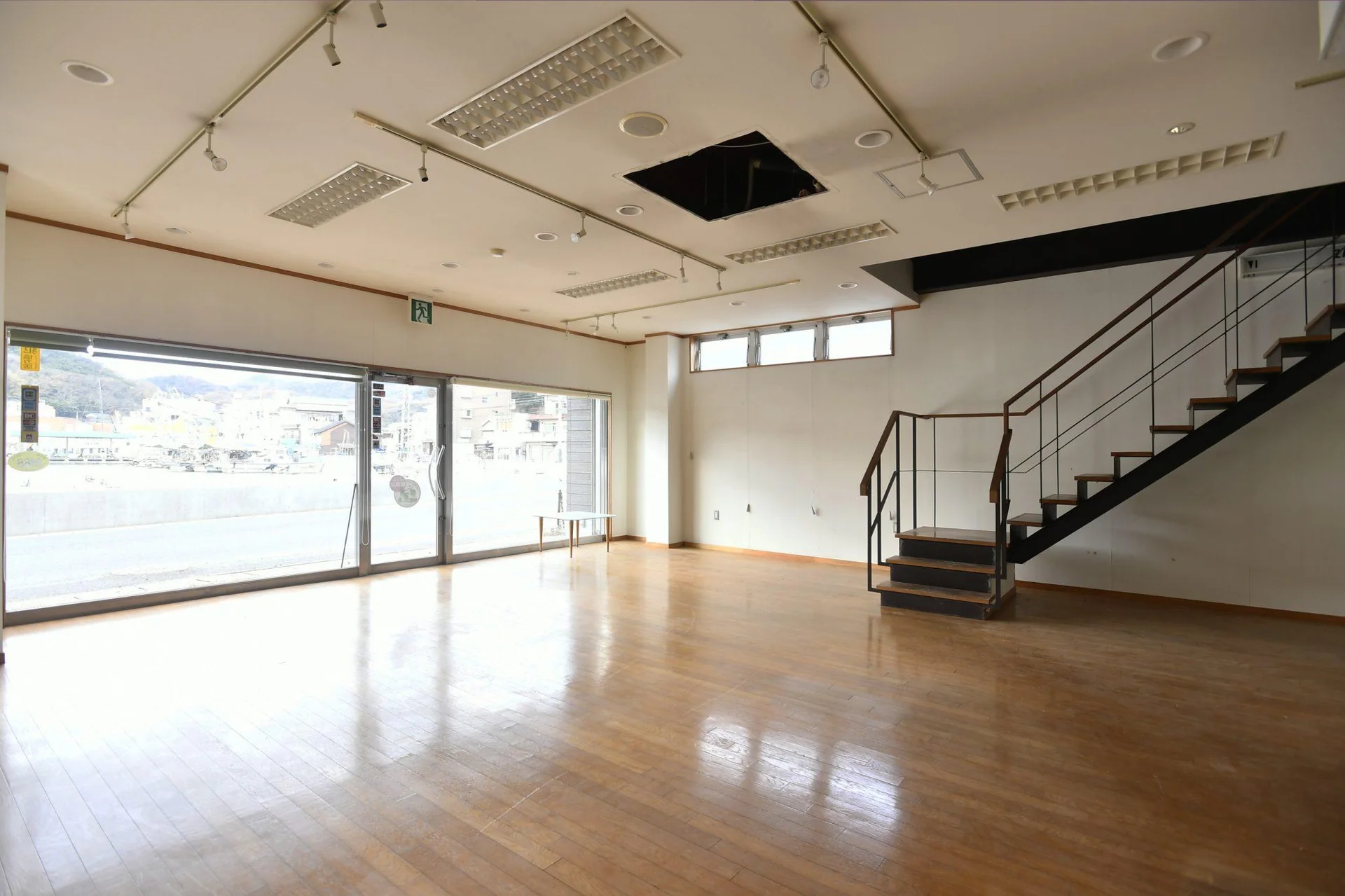 View 19