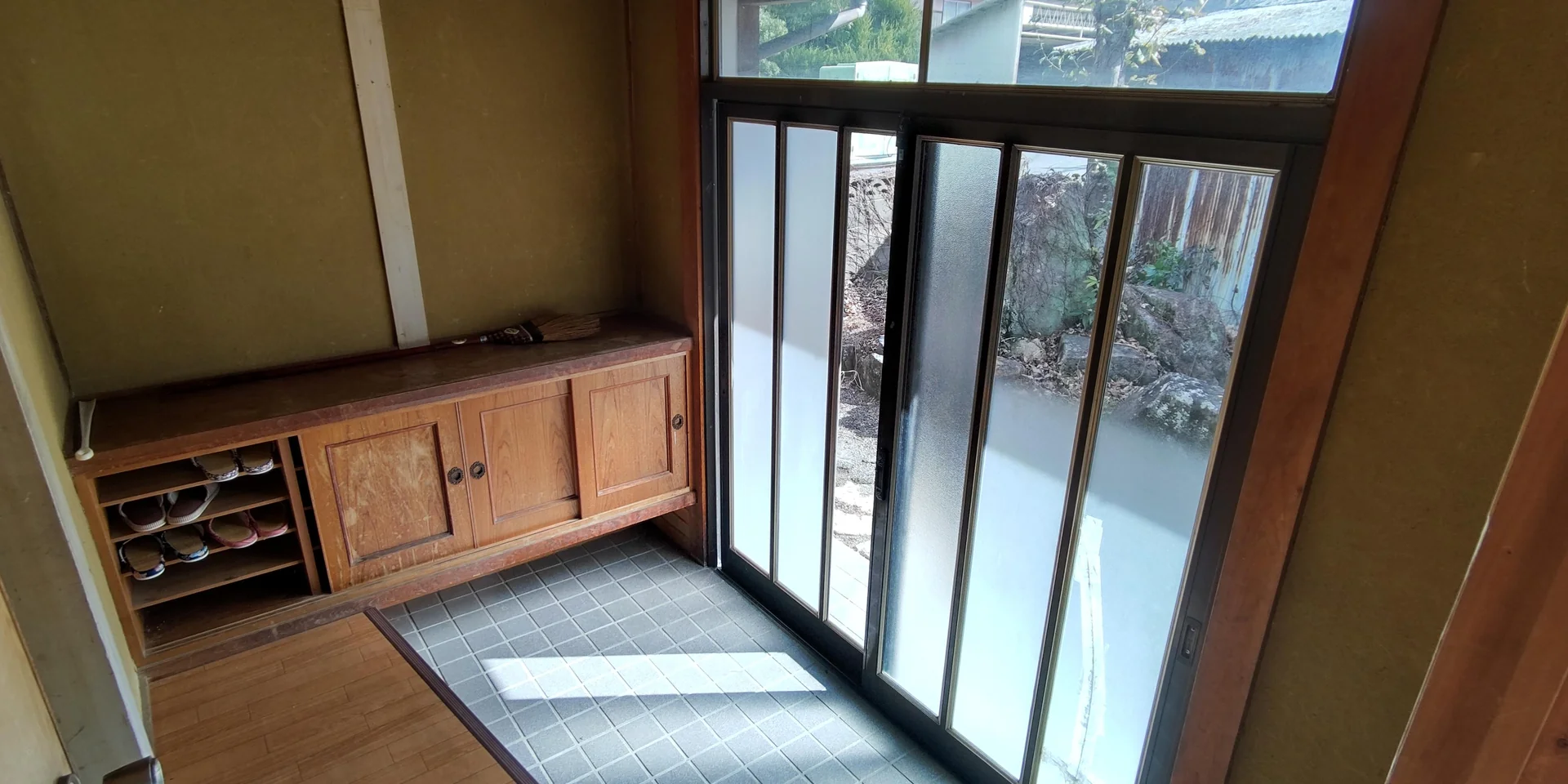 View 18