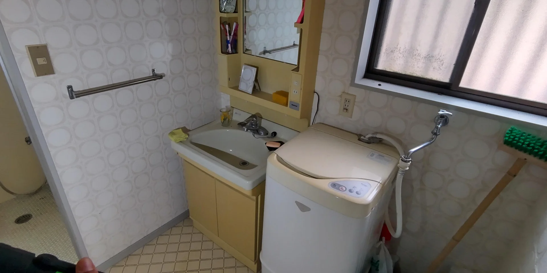 View 9