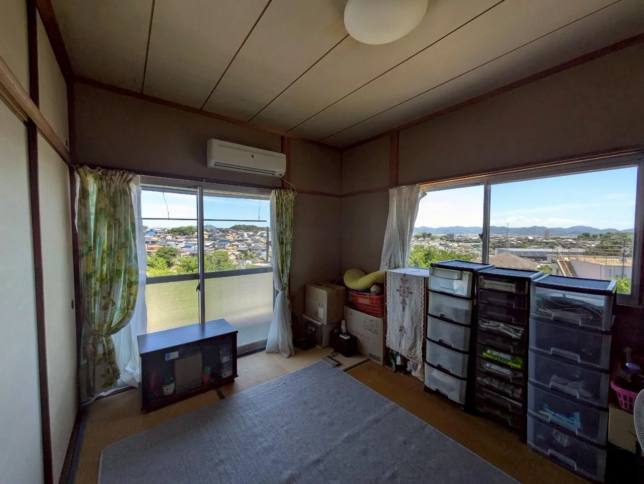 View 10