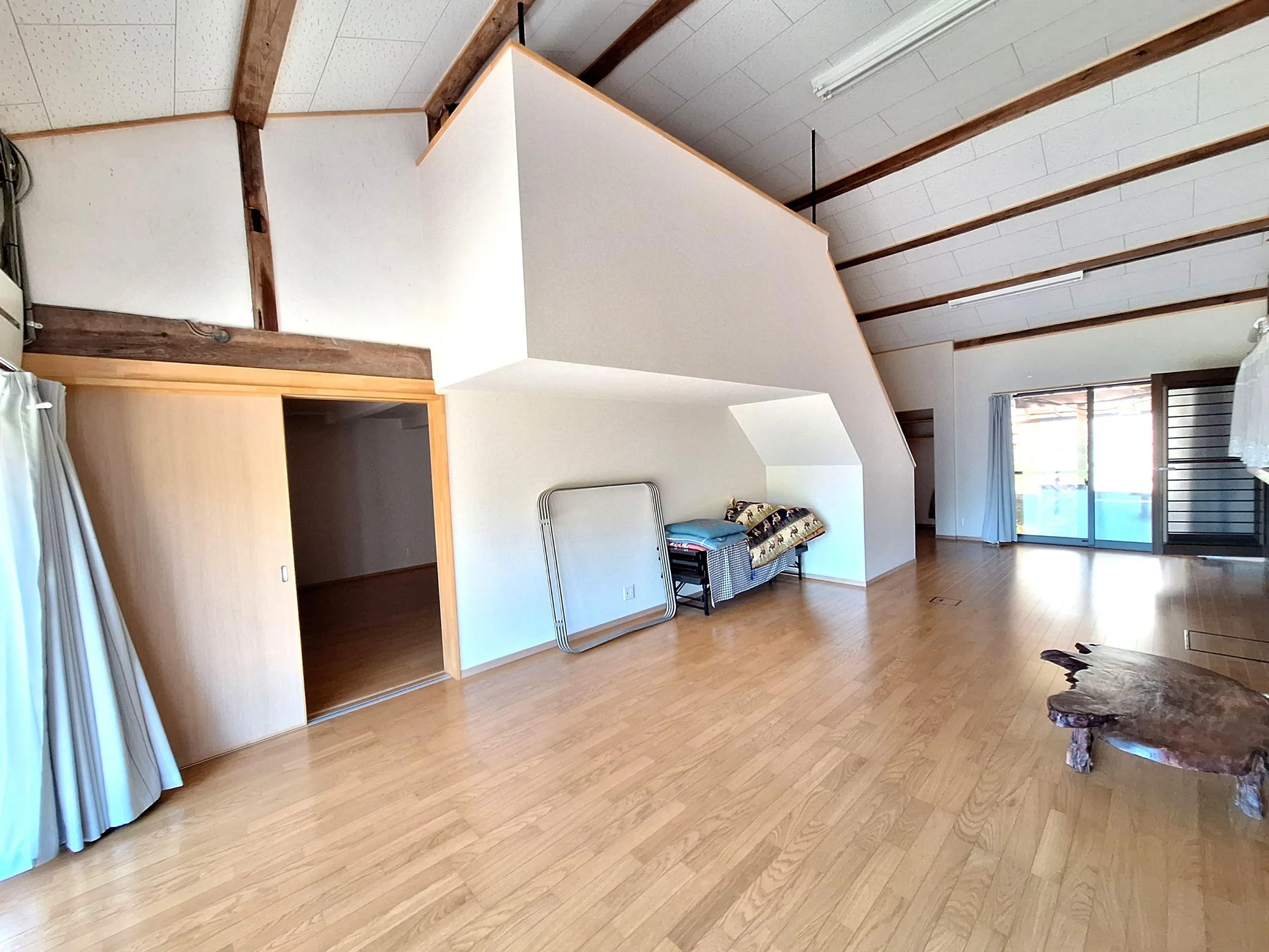 View 16