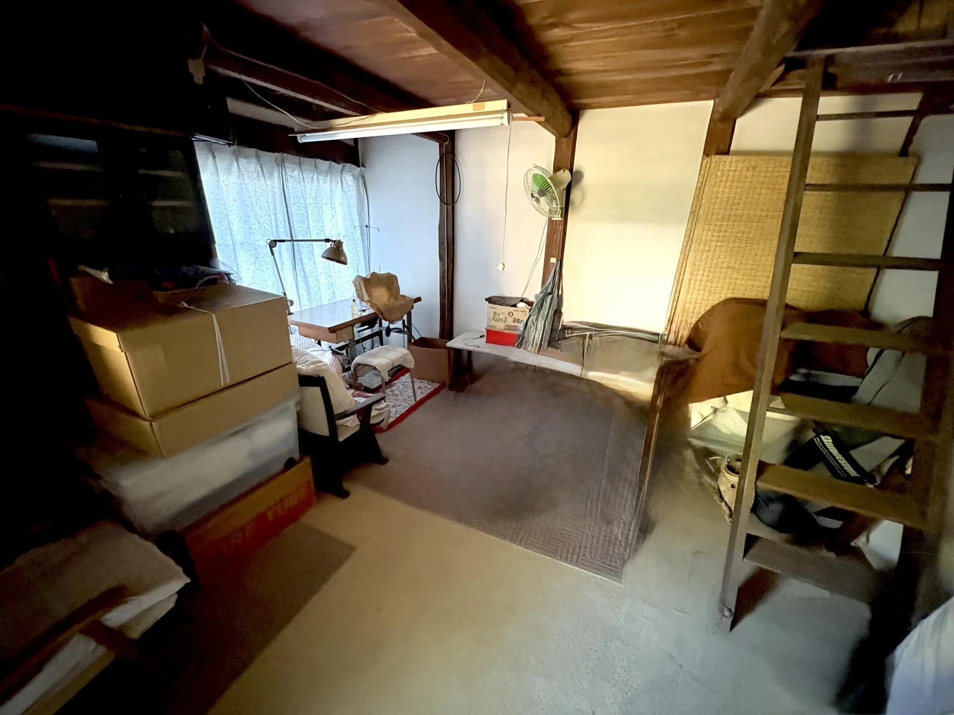 View 16