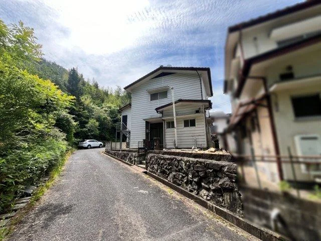 View 3