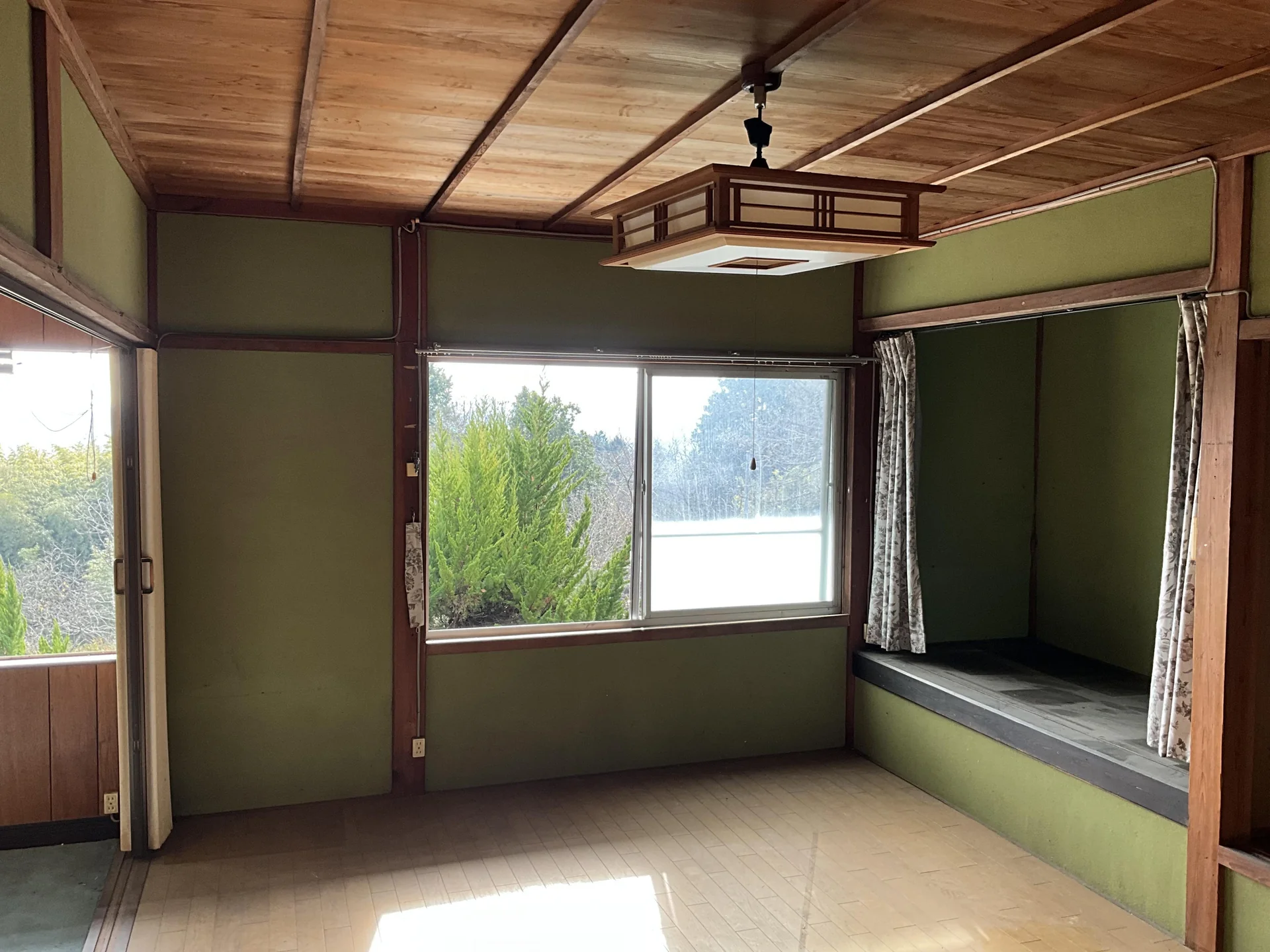 View 24