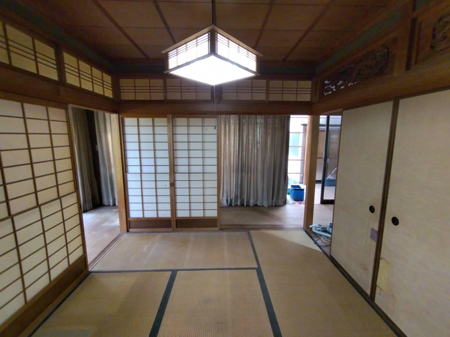 View 3