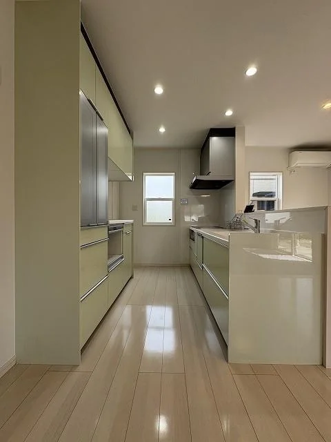 View 16
