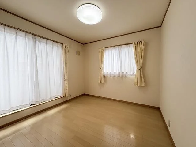 View 12