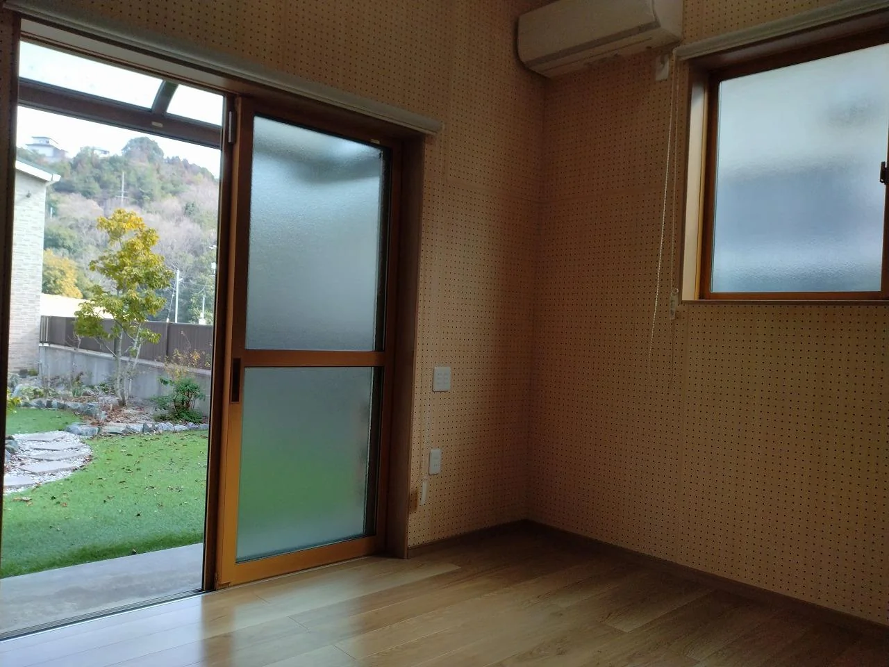 View 8