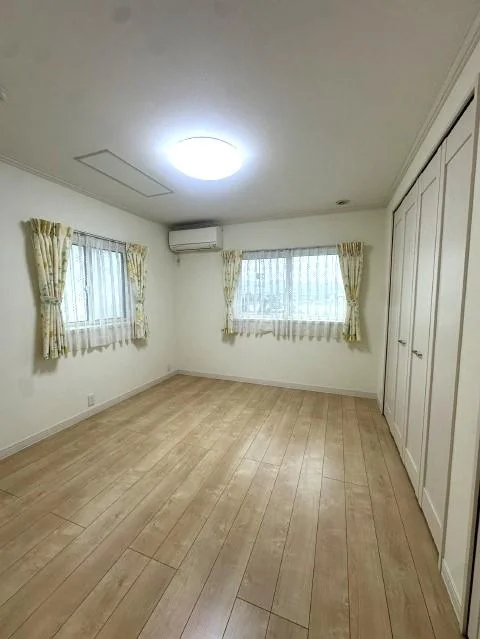 View 4