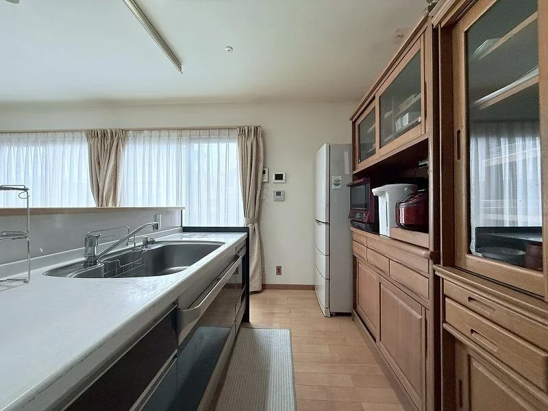 View 8