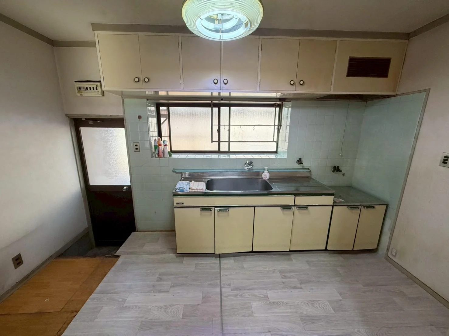 View 9
