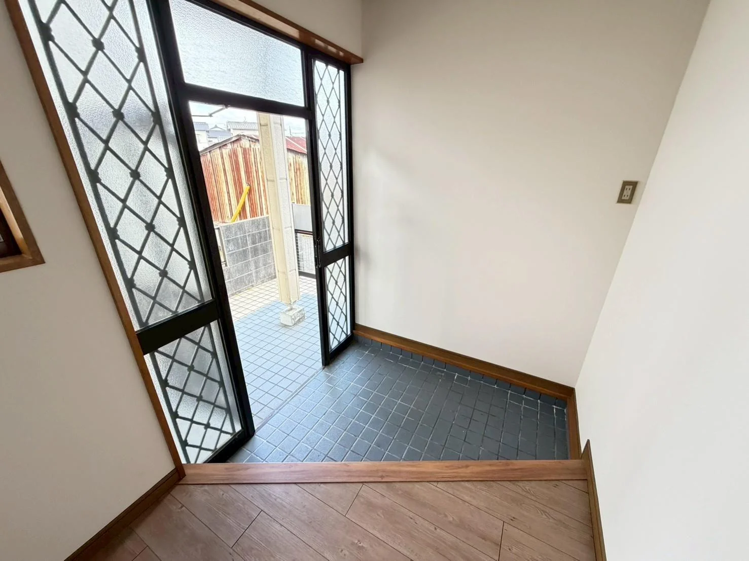 View 8