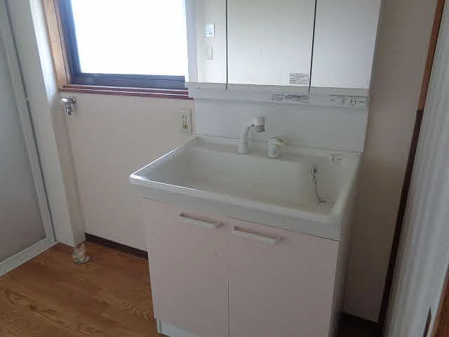 View 3