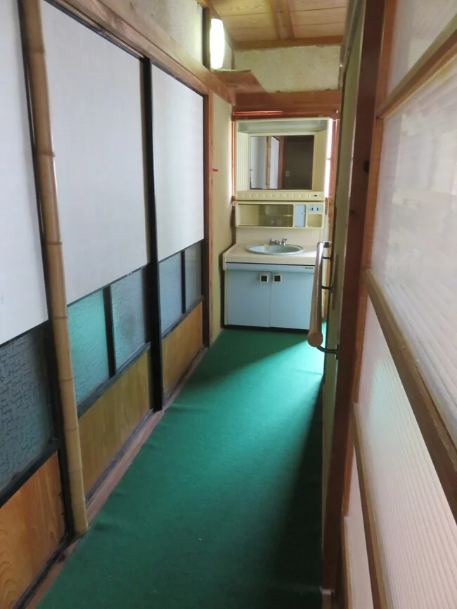 View 16