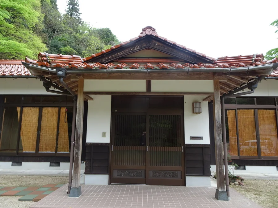 View 3