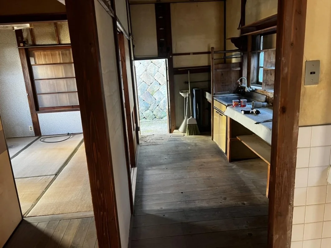 View 12