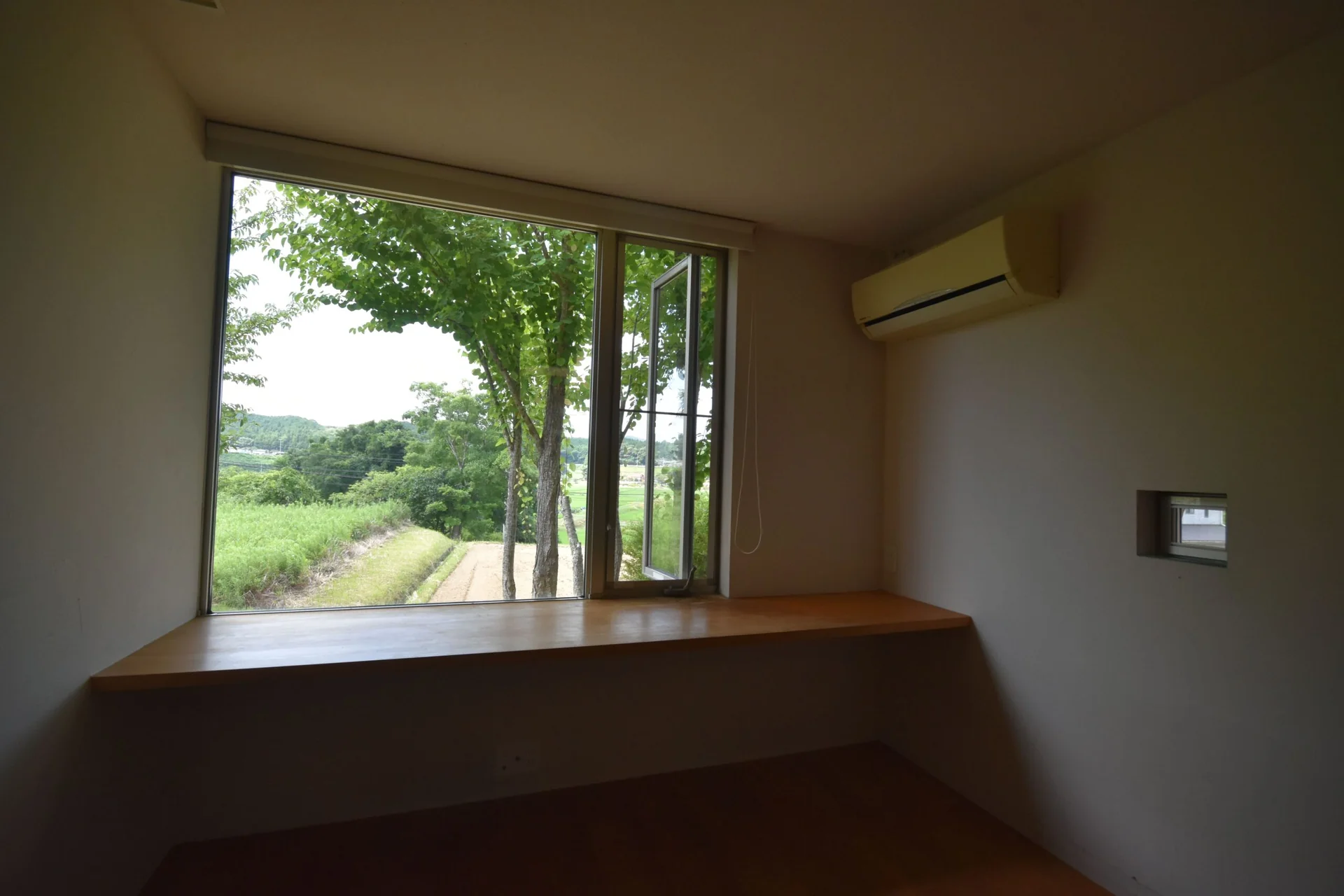 View 3